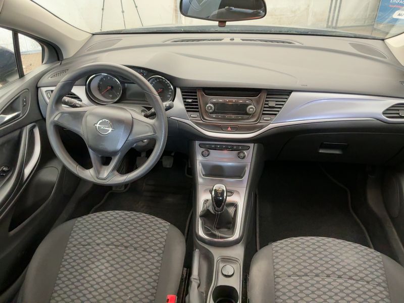 Opel Astra 1.4 Selection — zdjęcie 12