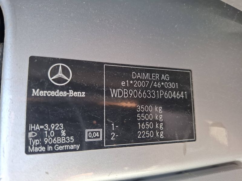 Mercedes-Benz Sprinter 313 CDI — zdjęcie 15