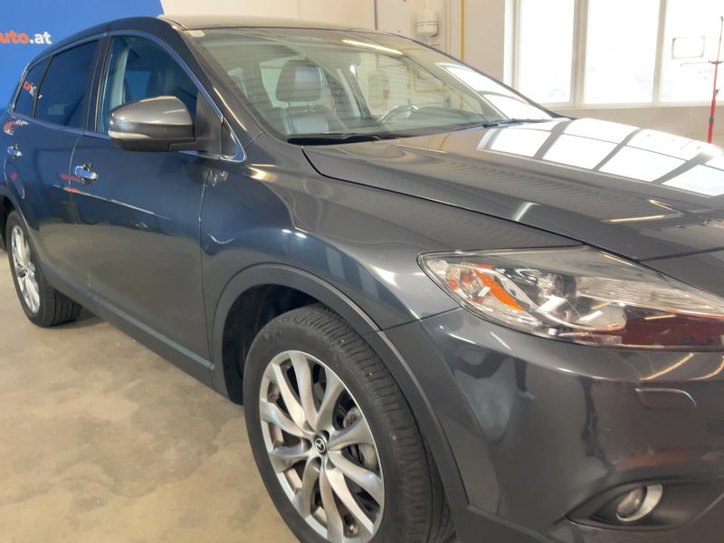 Mazda CX-9 3.7 V6 Luxury — zdjęcie 8