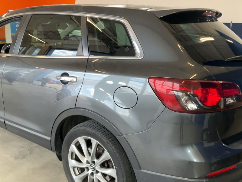 Mazda CX-9 3.7 V6 Luxury — zdjęcie 3