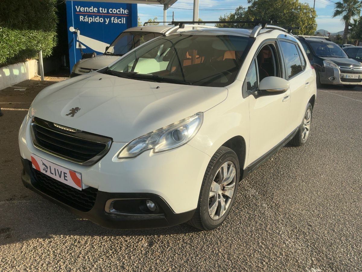 Peugeot 2008 1.2 VTi Active