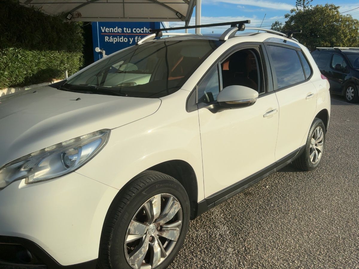 Peugeot 2008 1.2 VTi Active