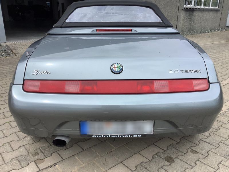 Alfa Romeo Alfa Spider 2.0 T.Spark L — zdjęcie 5