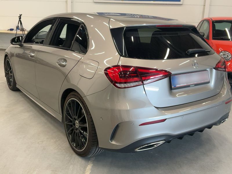 Mercedes-Benz A-Klasse A 200 d AMG Line — zdjęcie 3