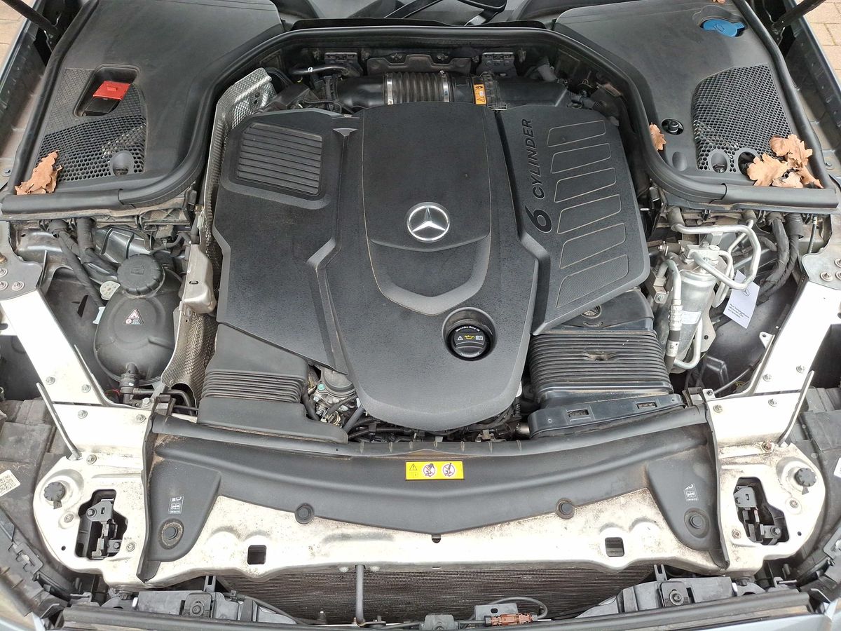 Mercedes-Benz E-Klasse 2019 — photo 9