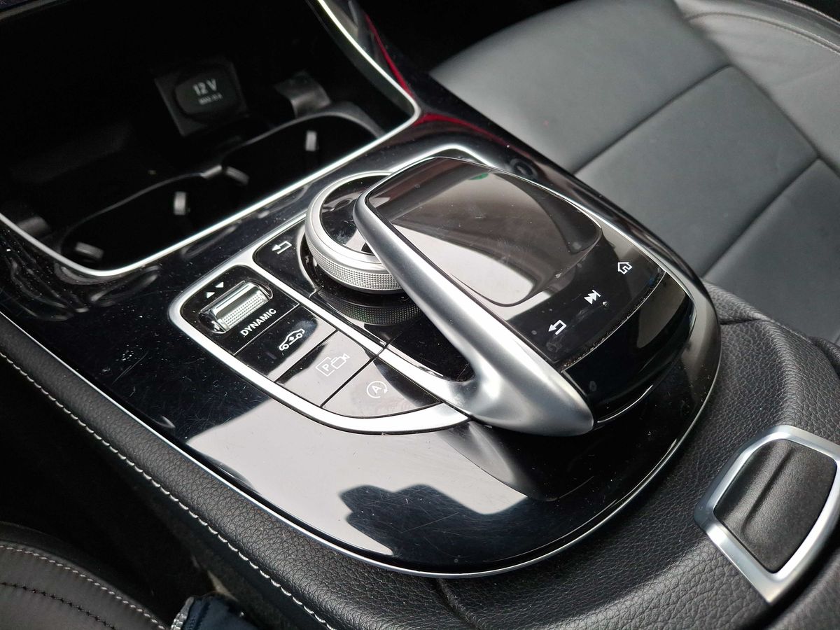Mercedes-Benz E-Klasse 2019 — photo 34