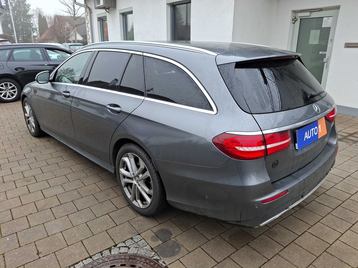 Mercedes-Benz E-Klasse 2019 — photo 4