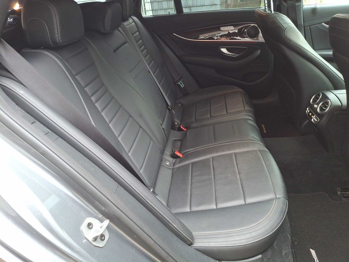 Mercedes-Benz E-Klasse 2019 — photo 15