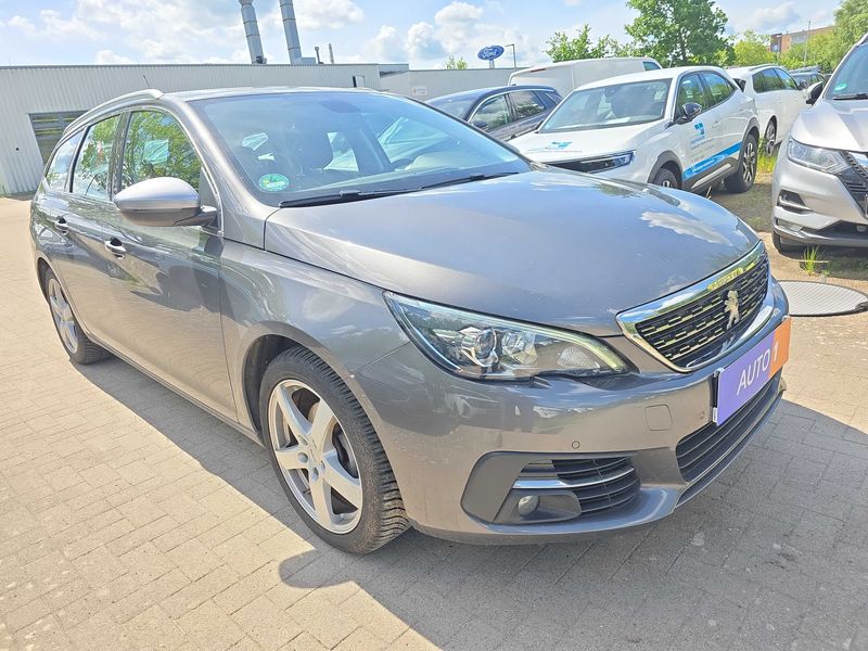 Peugeot 308 1.5 Blue-HDi Allure — zdjęcie 6