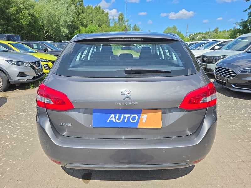 Peugeot 308 1.5 Blue-HDi Allure — zdjęcie 4