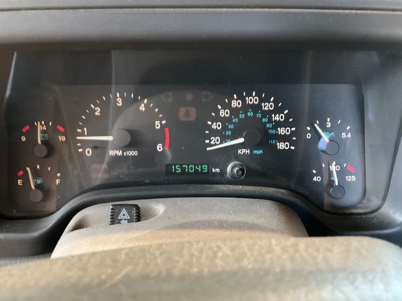 Jeep Wrangler 2.5 Sport — zdjęcie 13