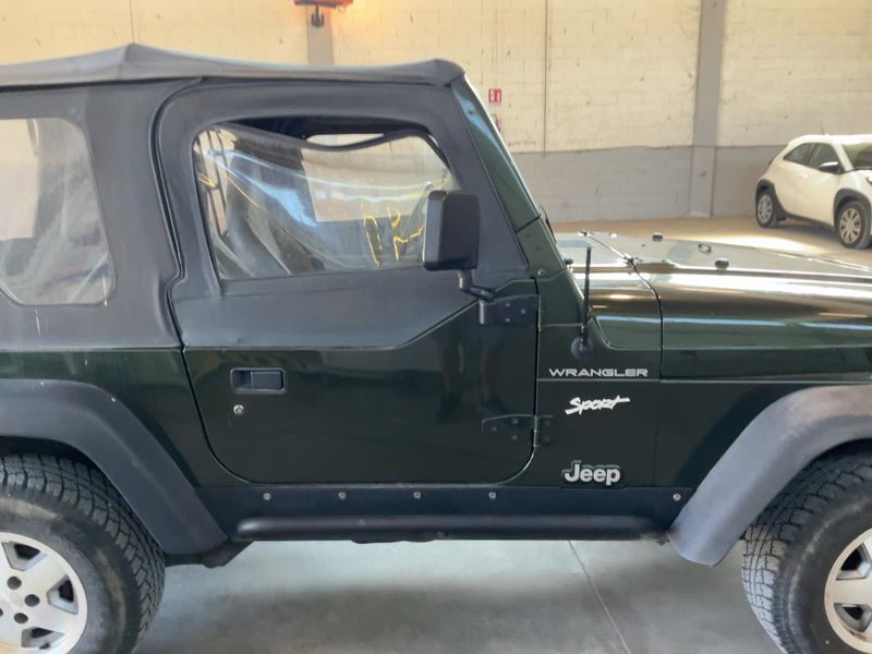 Jeep Wrangler 2.5 Sport — zdjęcie 7