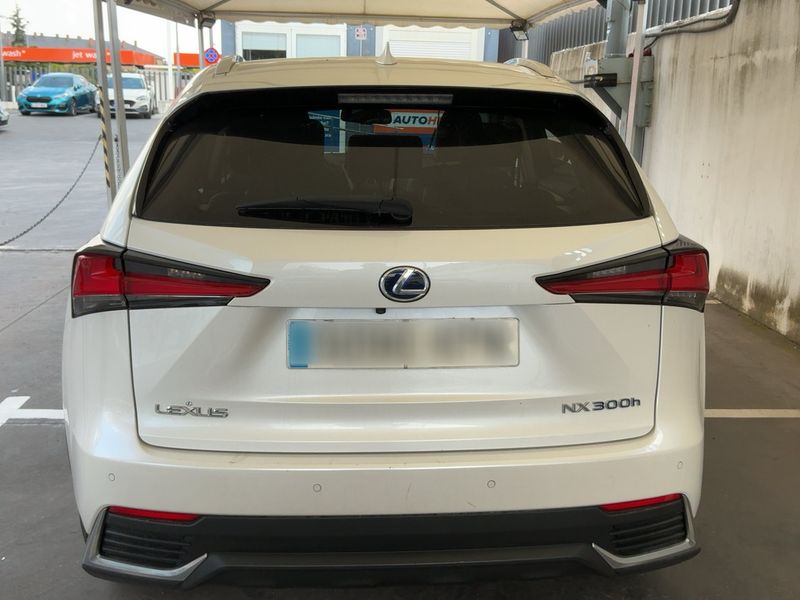 Lexus NX-Serie NX 300h E-Four Executive Line — zdjęcie 5