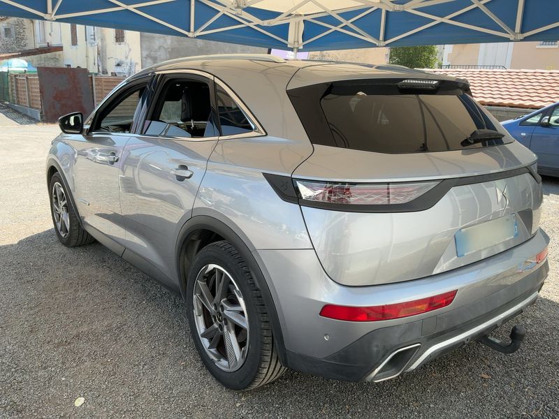 DS Automobiles DS7 Crossback 2.0 Blue-HDi GrandChic — zdjęcie 3