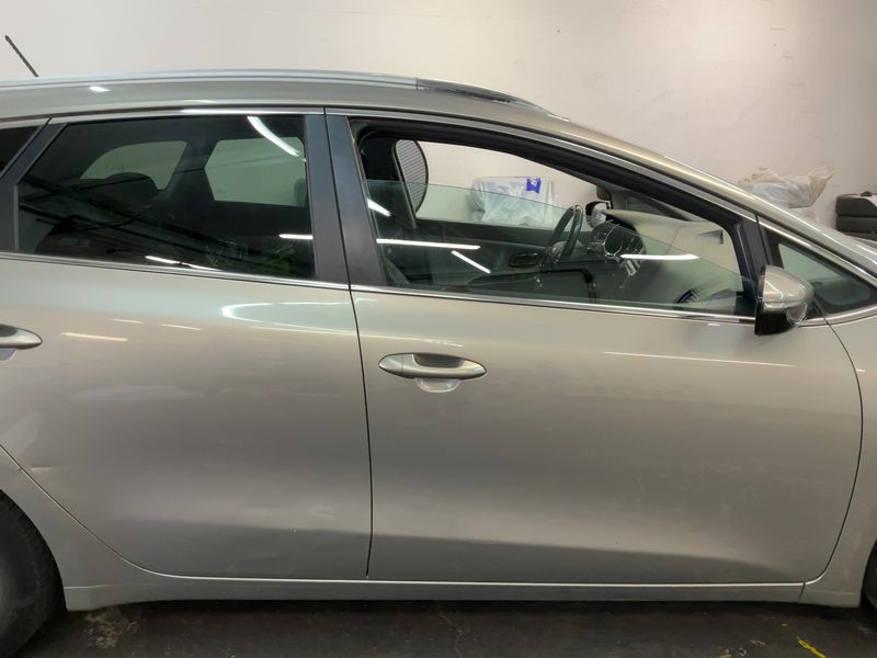 Kia cee'd 1.6 GDI Vision 2014 – снимка 10