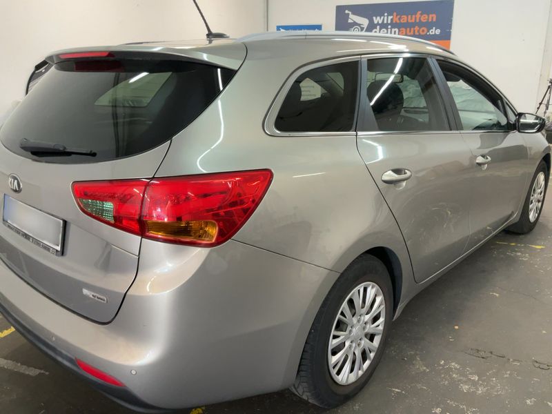 Kia cee'd 1.6 GDI Vision 2014 – снимка 8