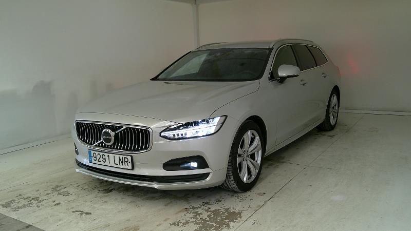 Volvo V90 2.0 B4 Momentum Pro