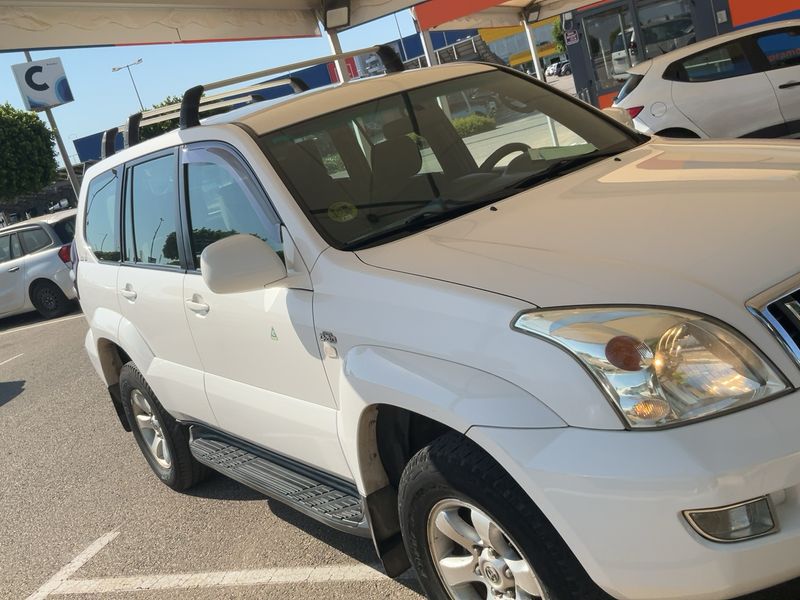Toyota Land Cruiser 3.0 D-4D VX — zdjęcie 8