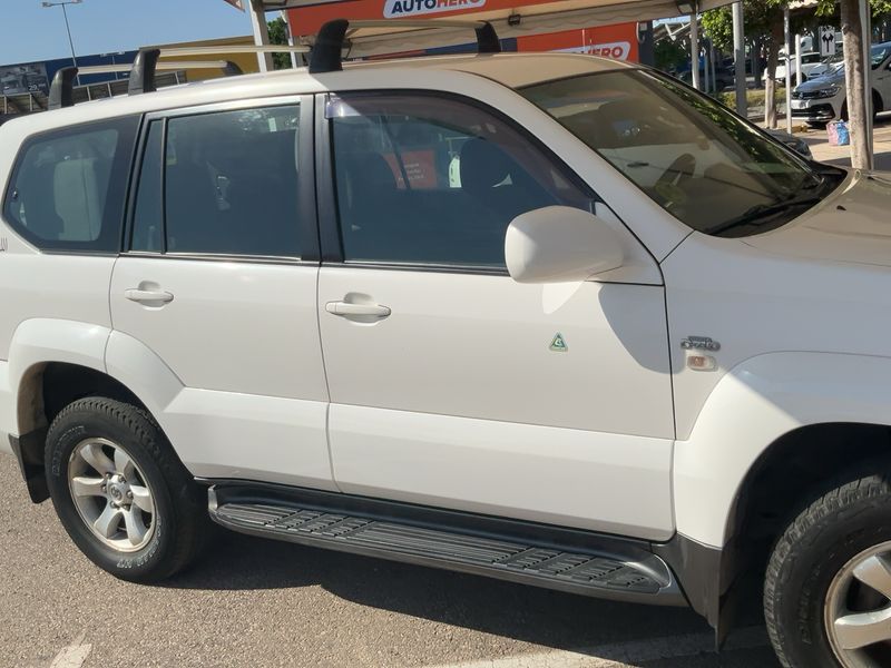 Toyota Land Cruiser 3.0 D-4D VX — zdjęcie 7
