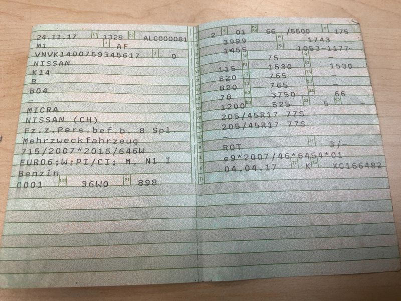 Nissan Micra 0.9 Tekna — zdjęcie 15