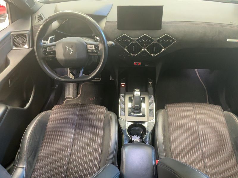 DS Automobiles DS3 Crossback 1.5 Blue-HDi Performance Line — zdjęcie 12