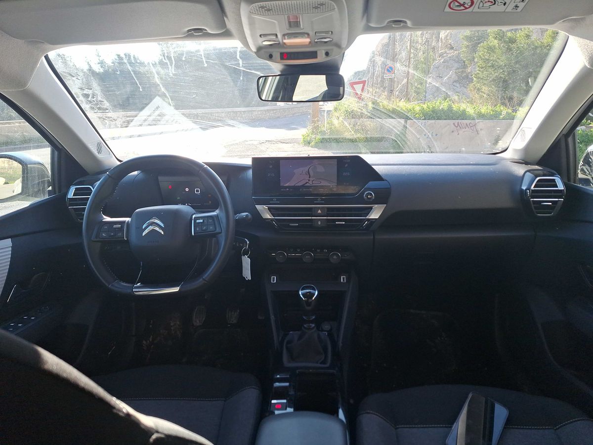 Citroen C4 2022 — photo 12