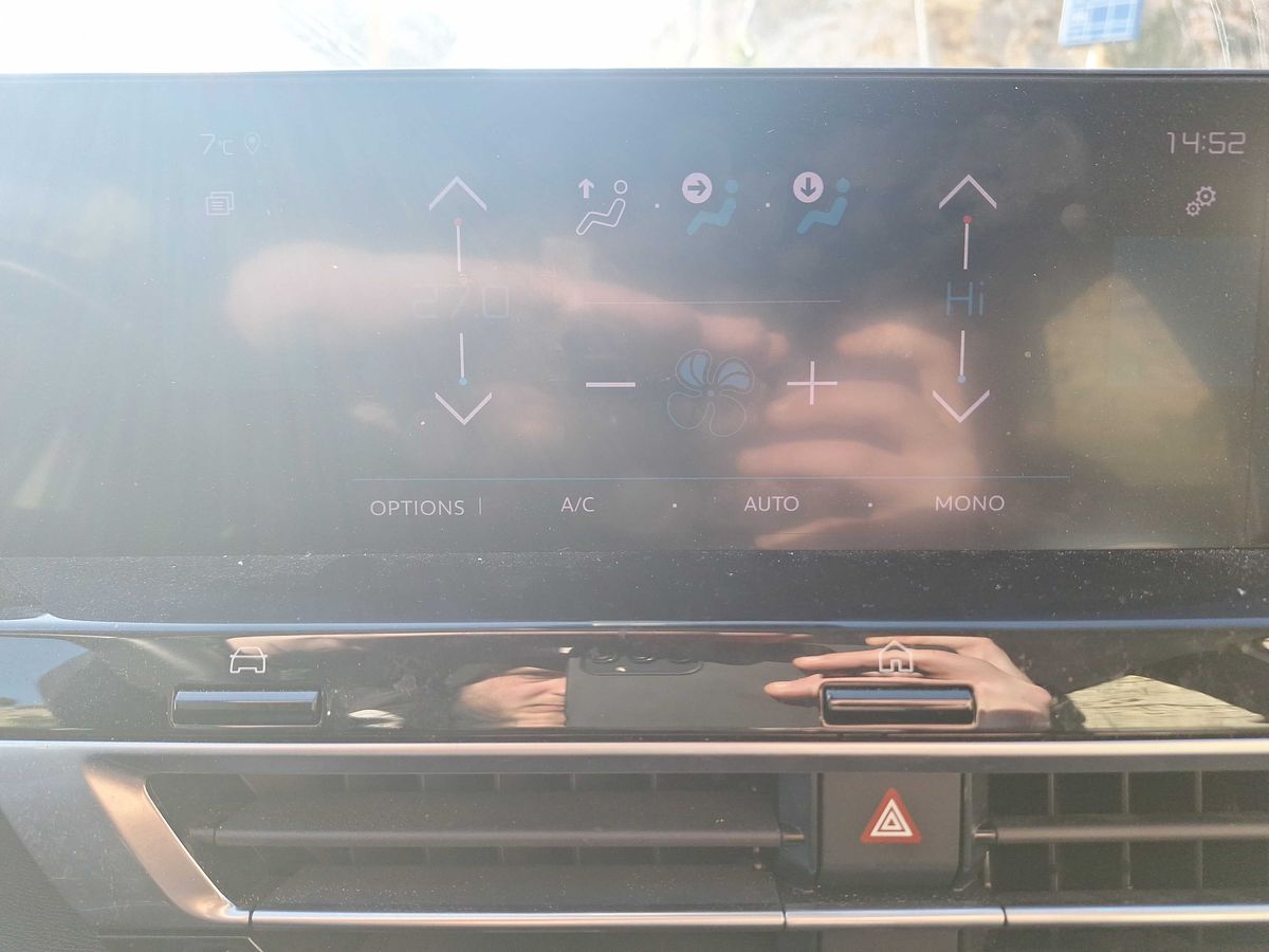 Citroen C4 2022 — photo 32