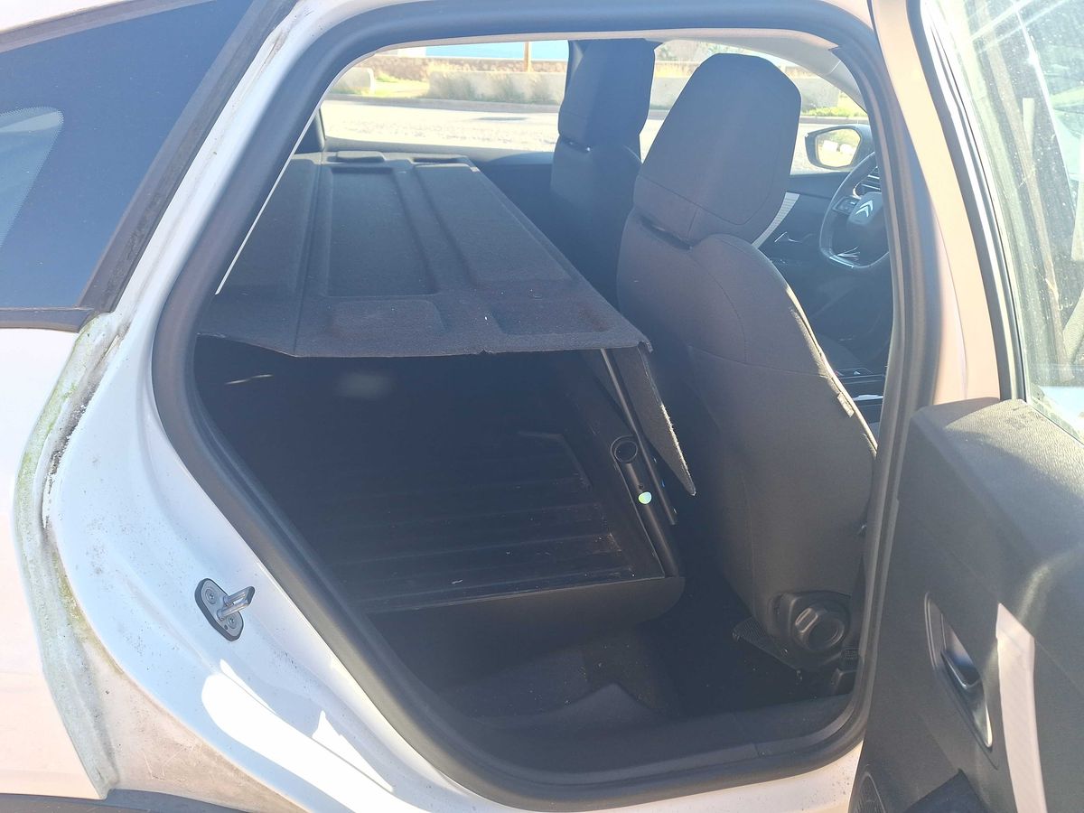Citroen C4 2022 — photo 15