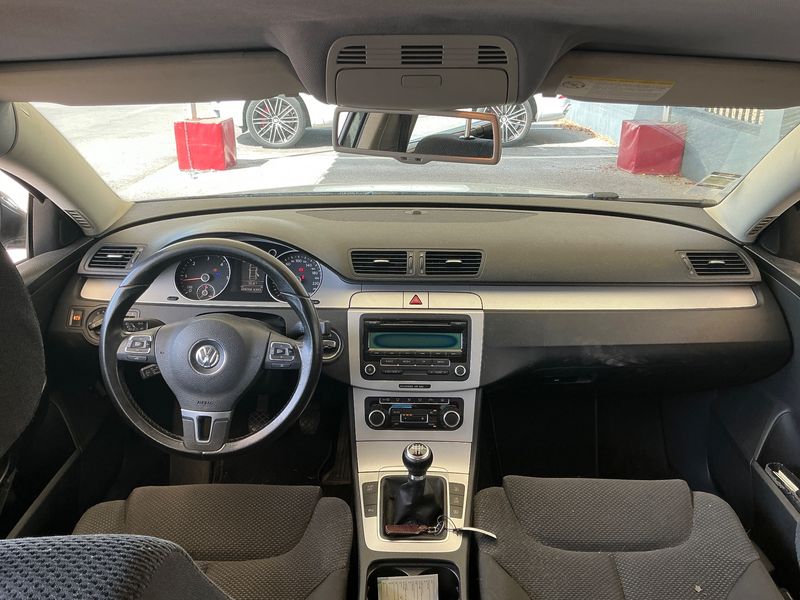 Volkswagen Passat 1.6 TDI Comfortline BlueMotion Tech 2010 – снимка 17