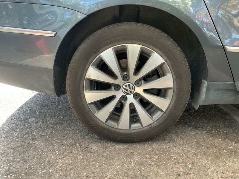 Volkswagen Passat 1.6 TDI Comfortline BlueMotion Tech 2010 – снимка 9