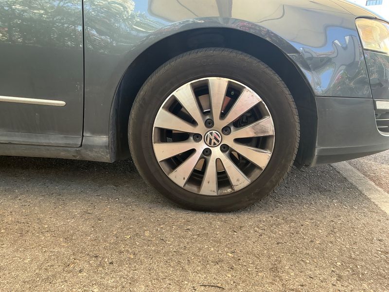 Volkswagen Passat 1.6 TDI Comfortline BlueMotion Tech 2010 – снимка 11