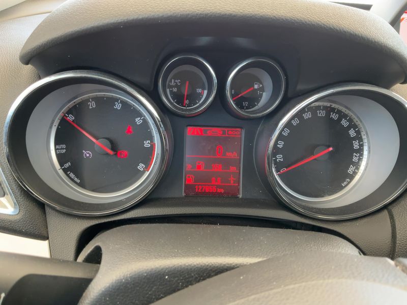 Opel Mokka 1.6 CDTI DPF Selective — zdjęcie 13