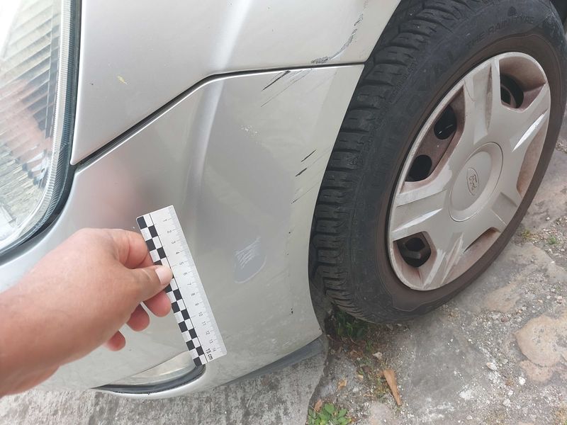 Ford Fiesta 1.4 Ghia 2004 – снимка 36