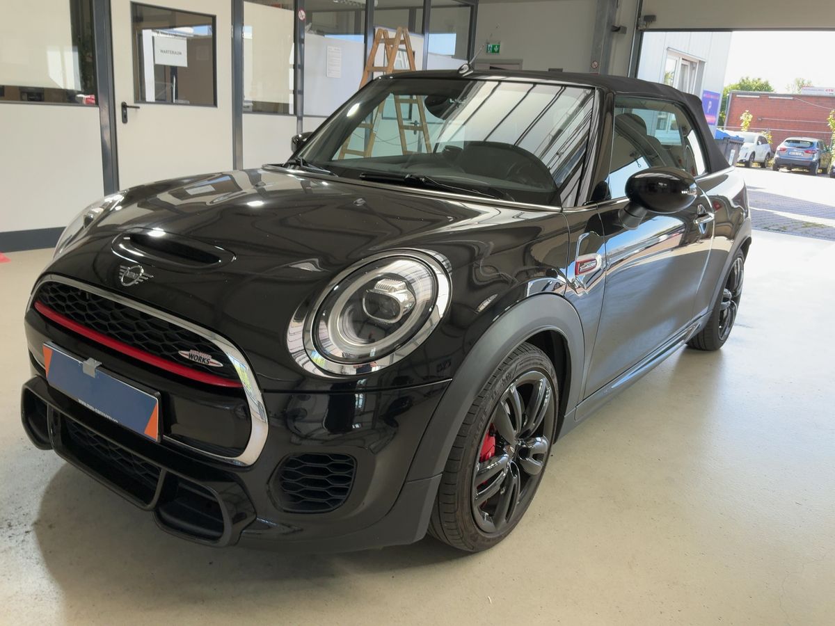 MINI Cabrio John Cooper Works