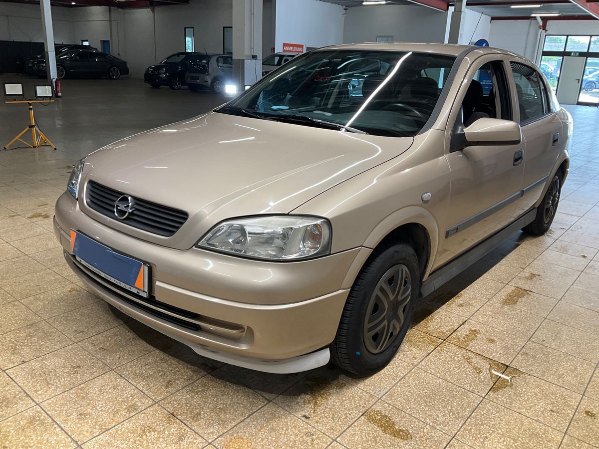 Opel Astra 1.6 Selection
