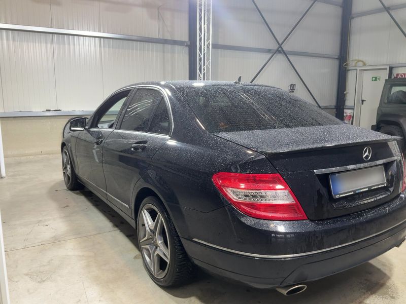 Mercedes-Benz C-Klasse C 350 CGI BlueEfficiency Avantgarde — zdjęcie 3