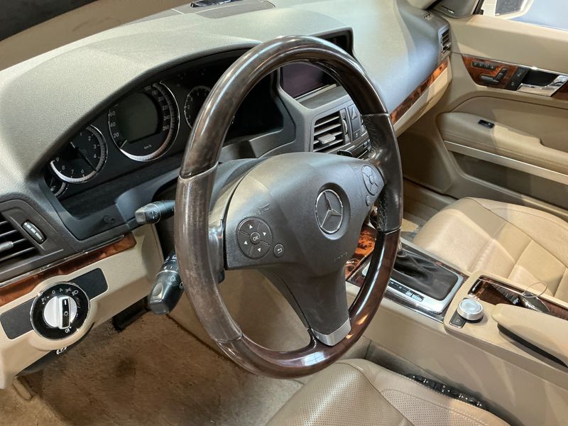 Mercedes-Benz E-Klasse E 350 CGI BlueEfficiency Avantgarde 2009 – снимка 28