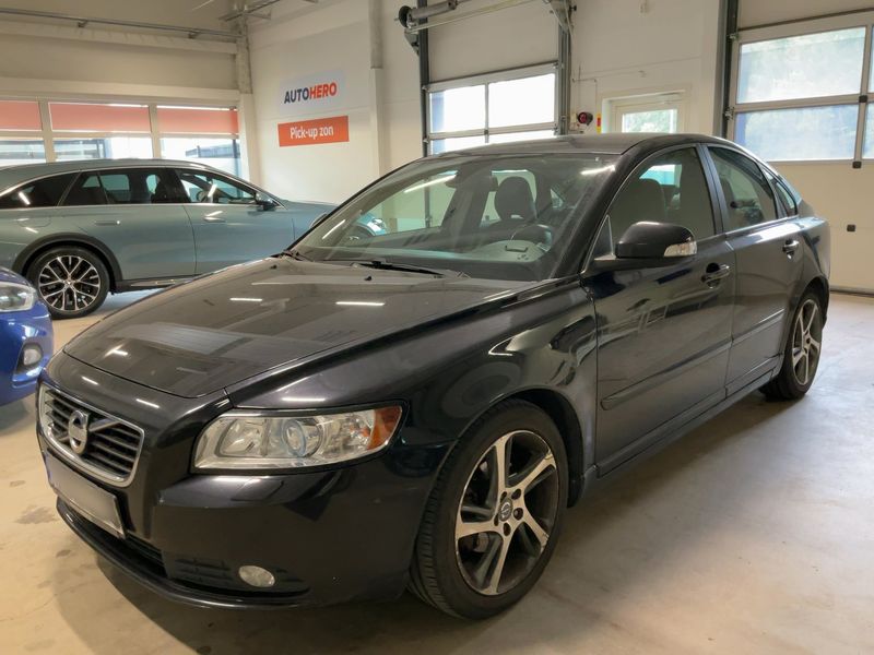 Volvo S40 1.6 D2 Business Edition — zdjęcie 2