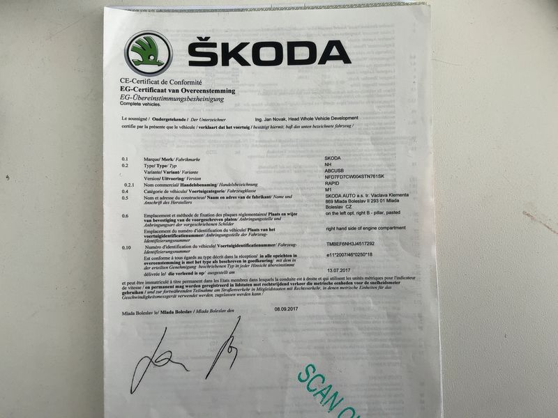 Skoda Rapid Spaceback 1.4 TDI Ambition — zdjęcie 16