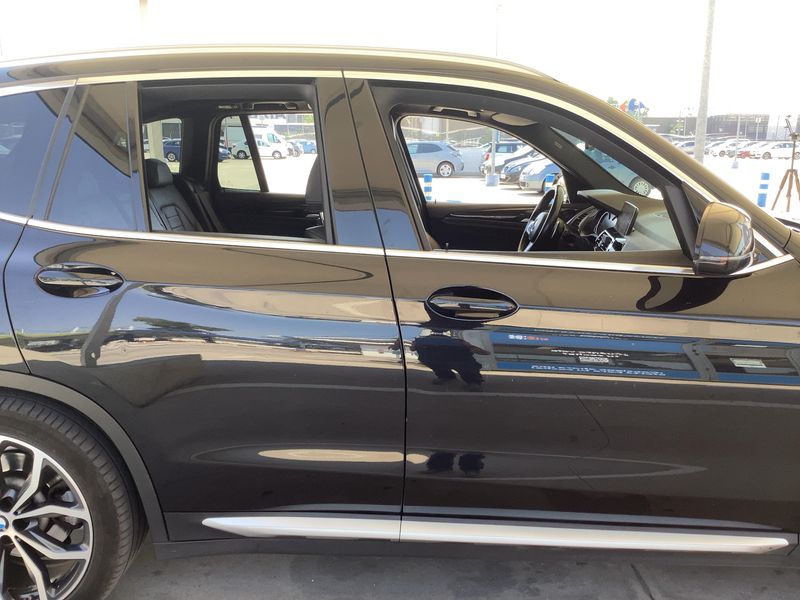 BMW X3 sDrive 18d — zdjęcie 7