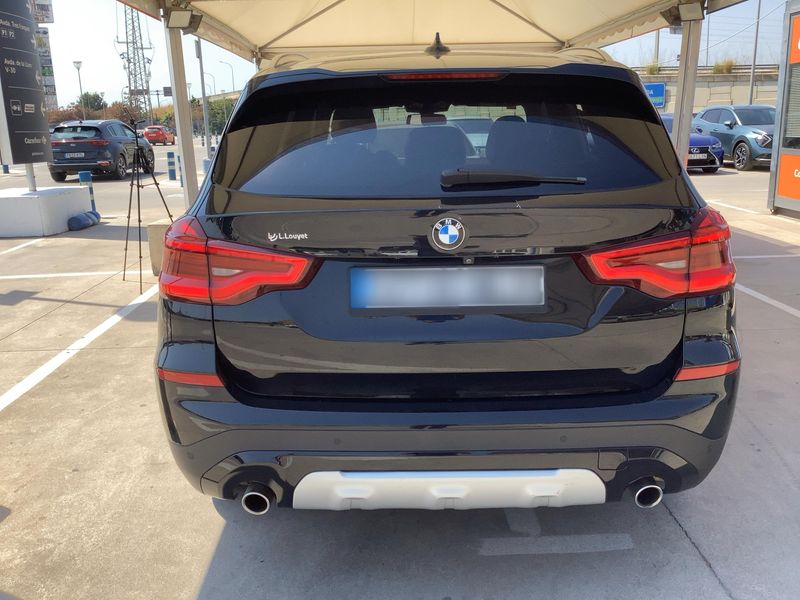BMW X3 sDrive 18d — zdjęcie 5
