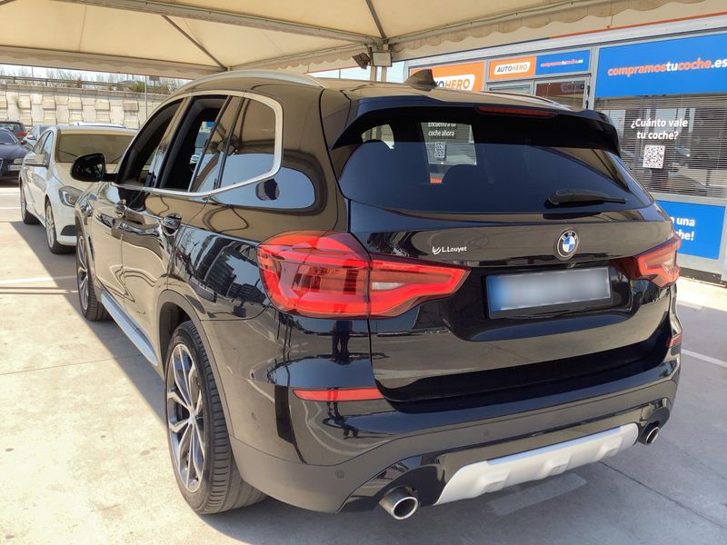BMW X3 sDrive 18d — zdjęcie 3