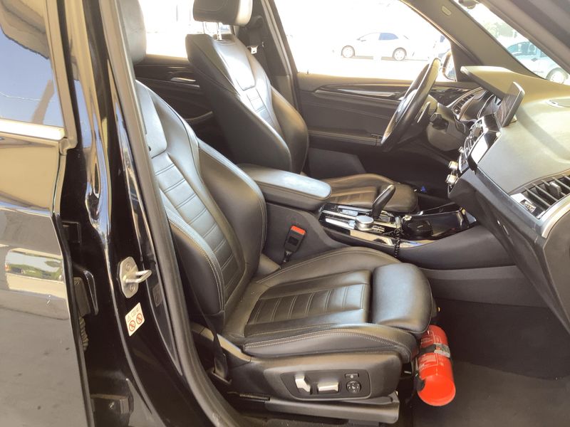 BMW X3 sDrive 18d — zdjęcie 11