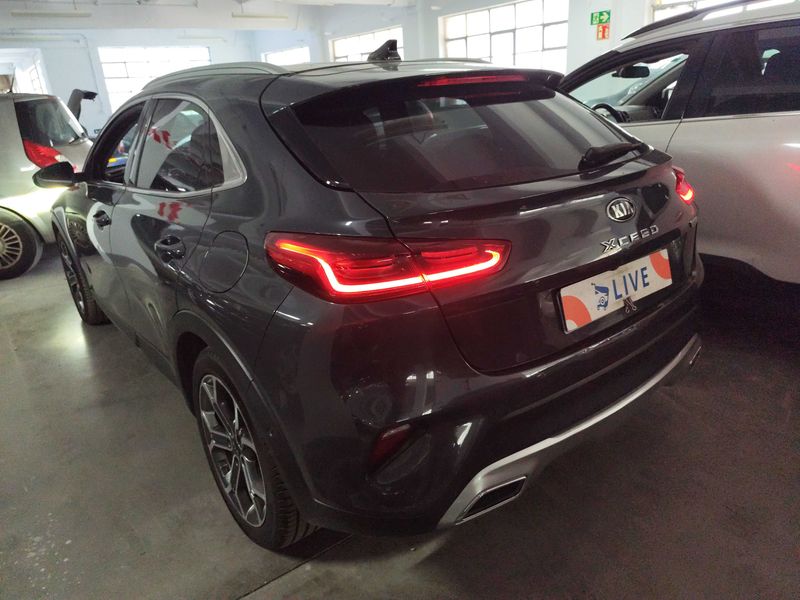 Kia XCeed 1.6 CRDi Mild-Hybrid Emotion — zdjęcie 3