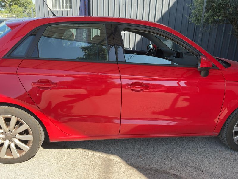 Audi A1 Sportback 1.6 TDI Attraction 2013 – снимка 10
