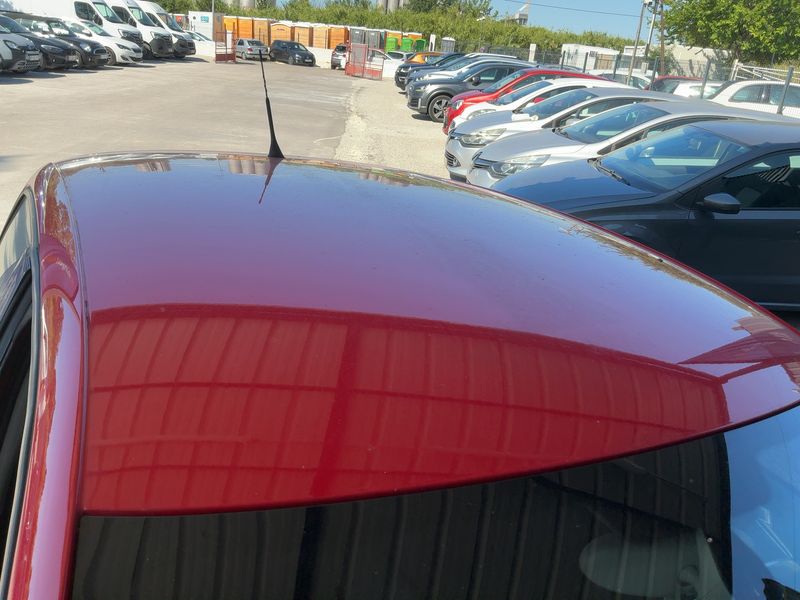 Audi A1 Sportback 1.6 TDI Attraction 2013 – снимка 13