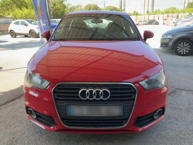 Audi A1 Sportback 1.6 TDI Attraction 2013 – снимка 14