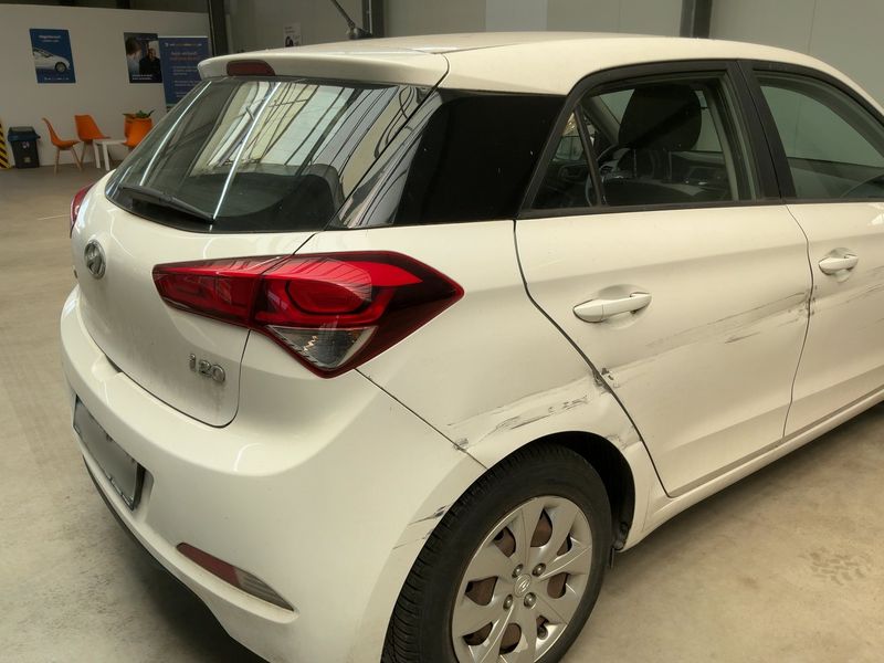 Hyundai i20 1.2 Classic — zdjęcie 6