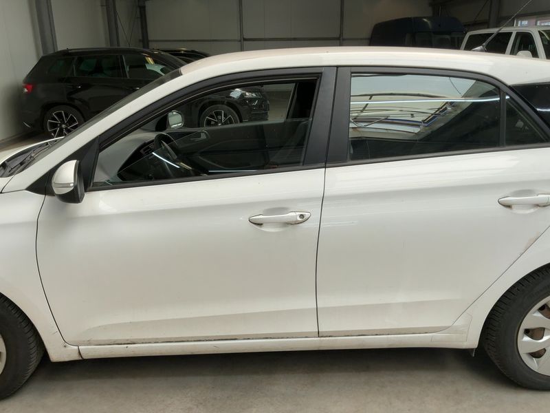 Hyundai i20 1.2 Classic — zdjęcie 4