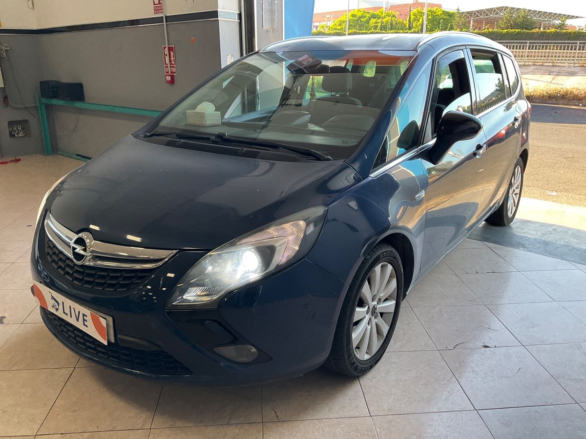 Opel Zafira 2012